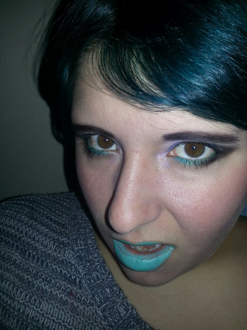 Illustration for article titled Lilac Breasted Roller Makeup Tutorial